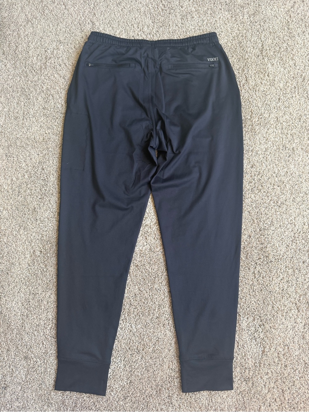 Vuori Sunday Performance Men's Black Jogger Pants- Med NWT - Picture 2 of 4